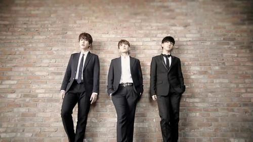 Super Junior K.R.Y (Kyuhyun, Ryeowook, Yesung)